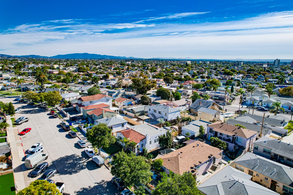 Virtual tour photo 11 of 32 for 3937 Marine Vw Ave #41