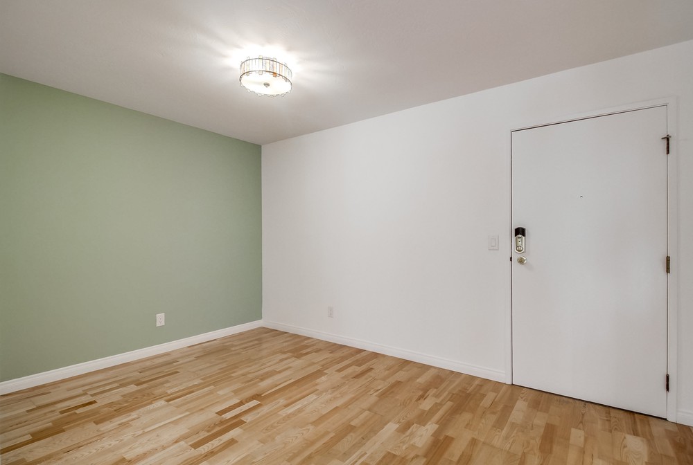 Virtual tour photo 16 of 63 for 3939 Eagle St UNIT 204