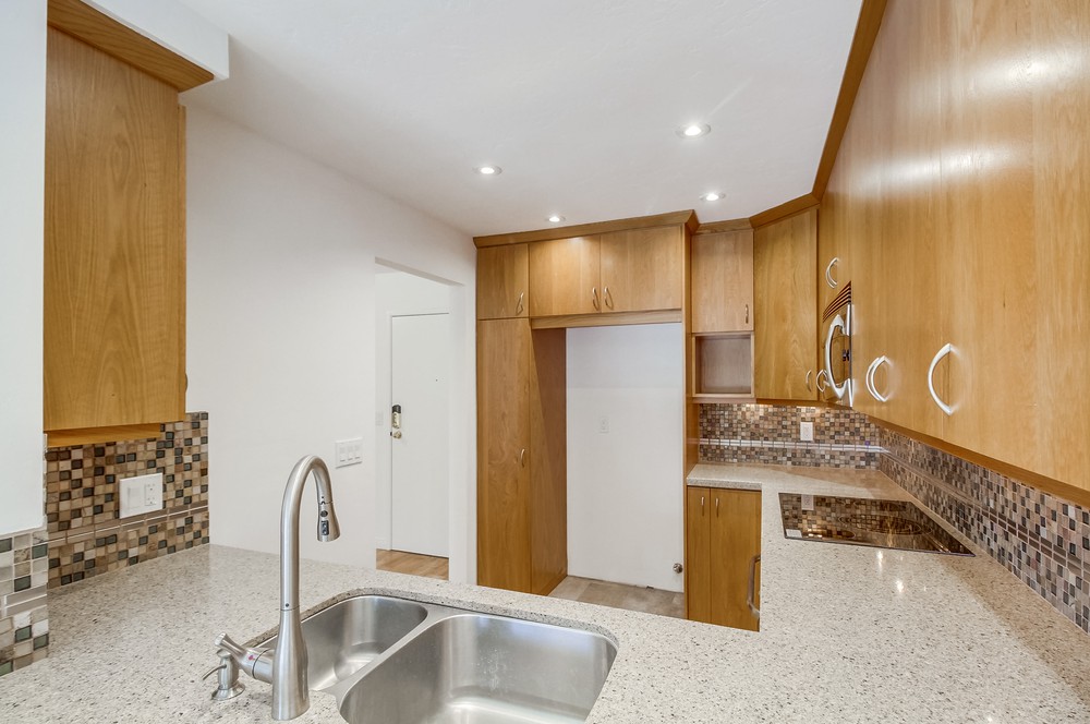 Virtual tour photo 26 of 63 for 3939 Eagle St UNIT 204