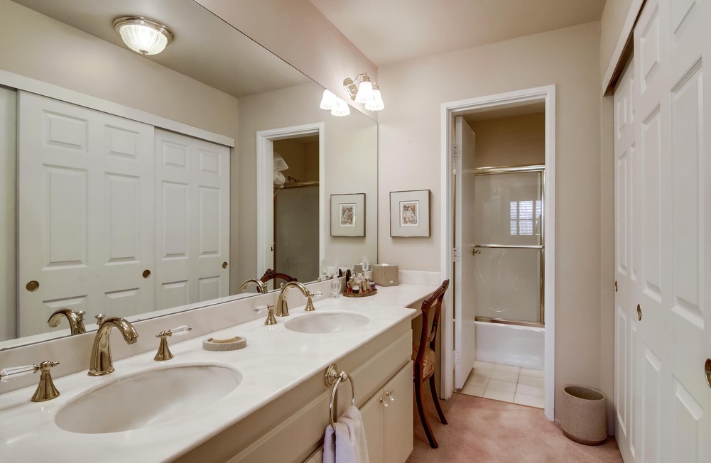 Virtual tour photo 37 of 52 for 3939 Eagle St