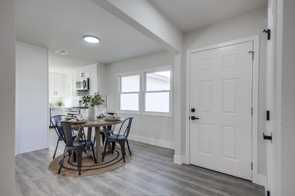 Virtual tour photo 9 of 47 for 394 Coralwood Dr