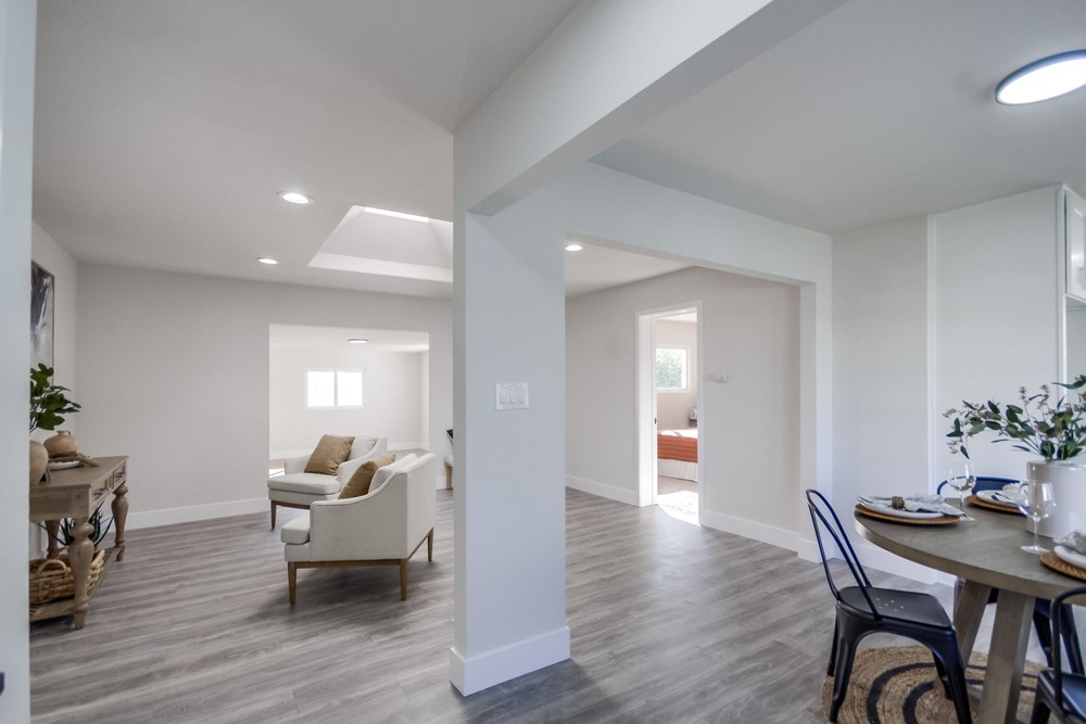Virtual tour photo 10 of 47 for 394 Coralwood Dr