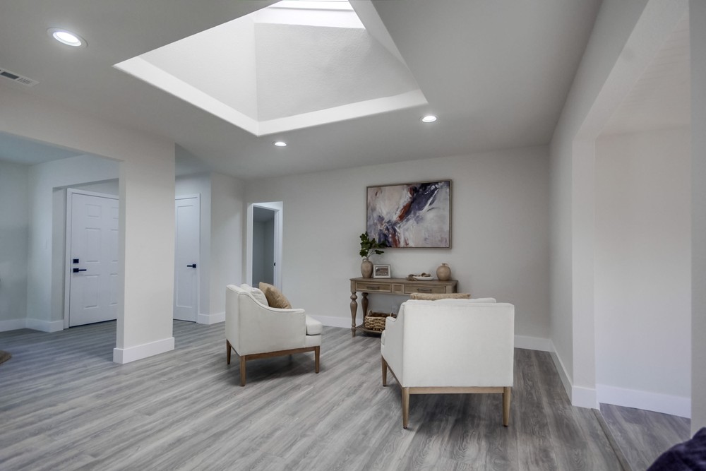 Virtual tour photo 17 of 47 for 394 Coralwood Dr