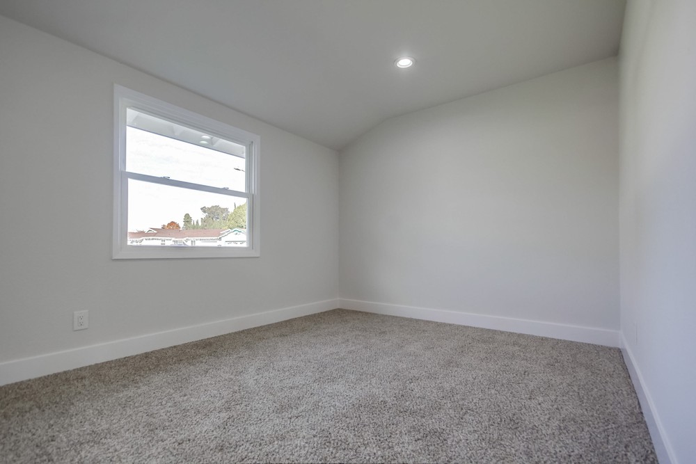 Virtual tour photo 37 of 47 for 394 Coralwood Dr