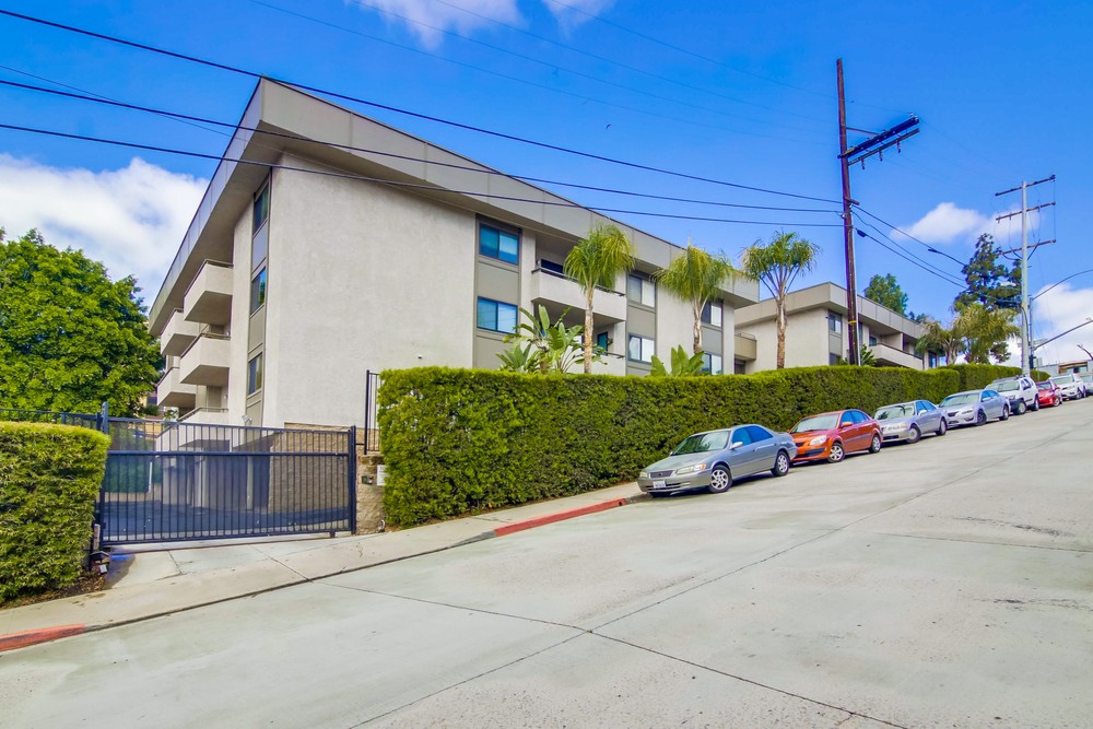 Virtual tour photo 1 of 34 for 3940 Dove St UNIT 207
