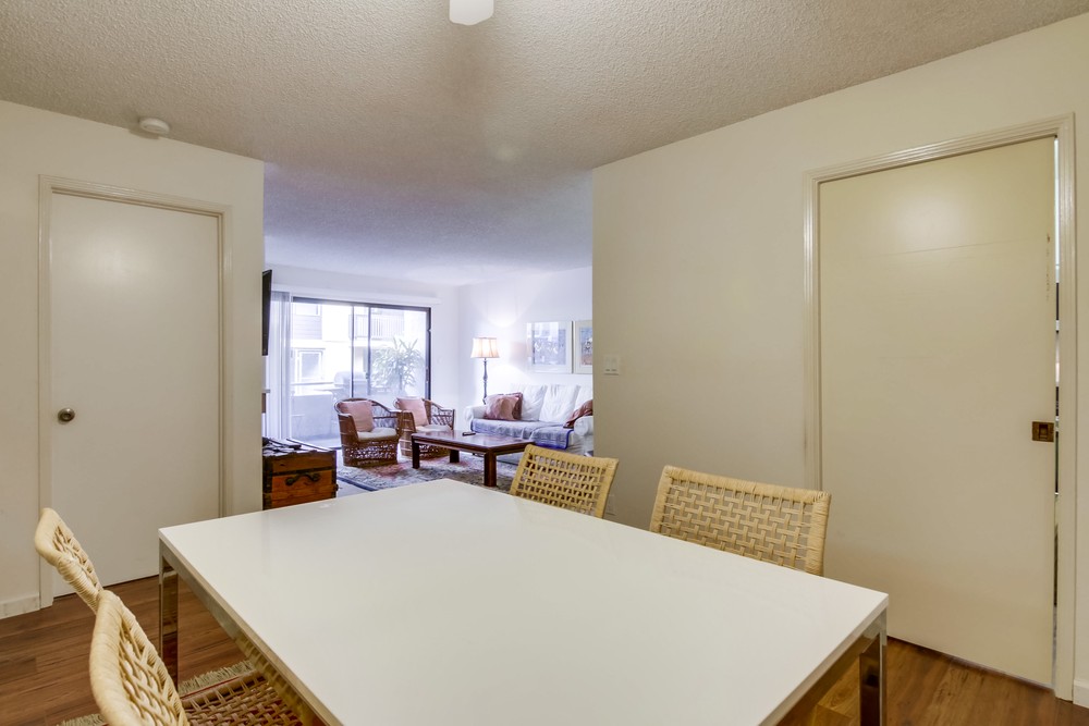 Virtual tour photo 16 of 34 for 3940 Dove St UNIT 207