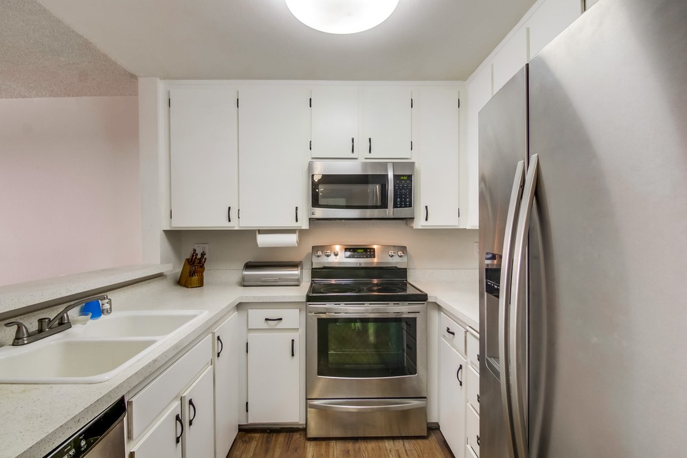 Virtual tour photo 20 of 34 for 3940 Dove St UNIT 207