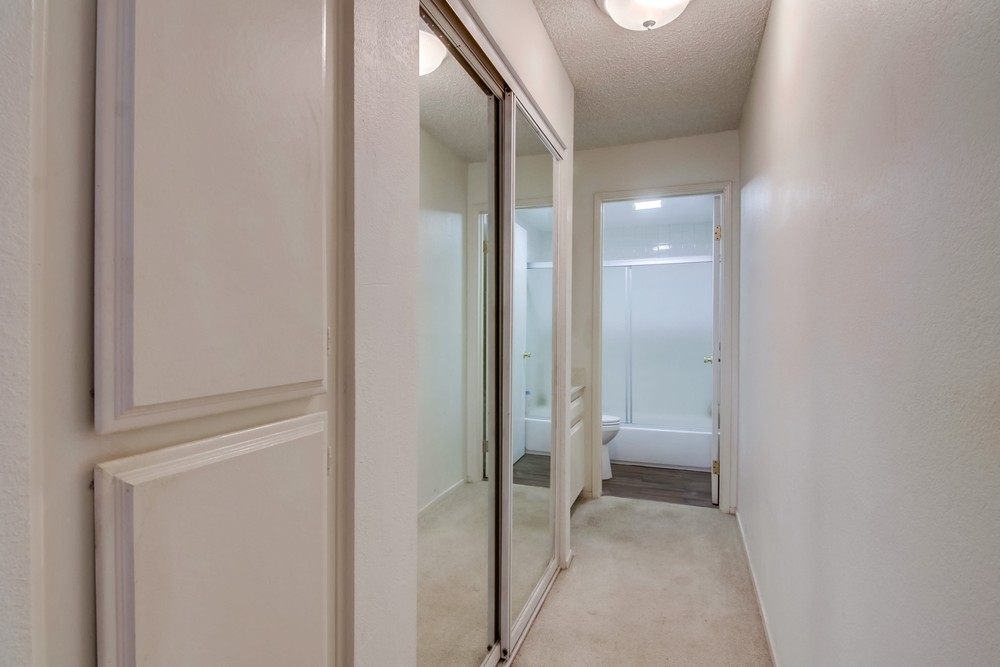 Virtual tour photo 27 of 34 for 3940 Dove St UNIT 207