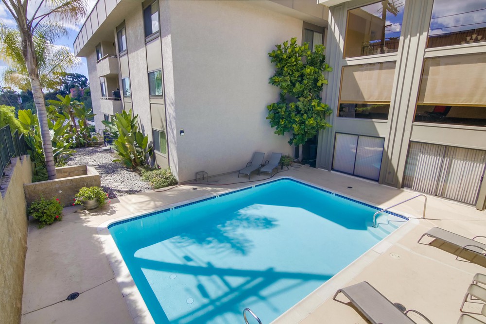 Virtual tour photo 5 of 34 for 3940 Dove St