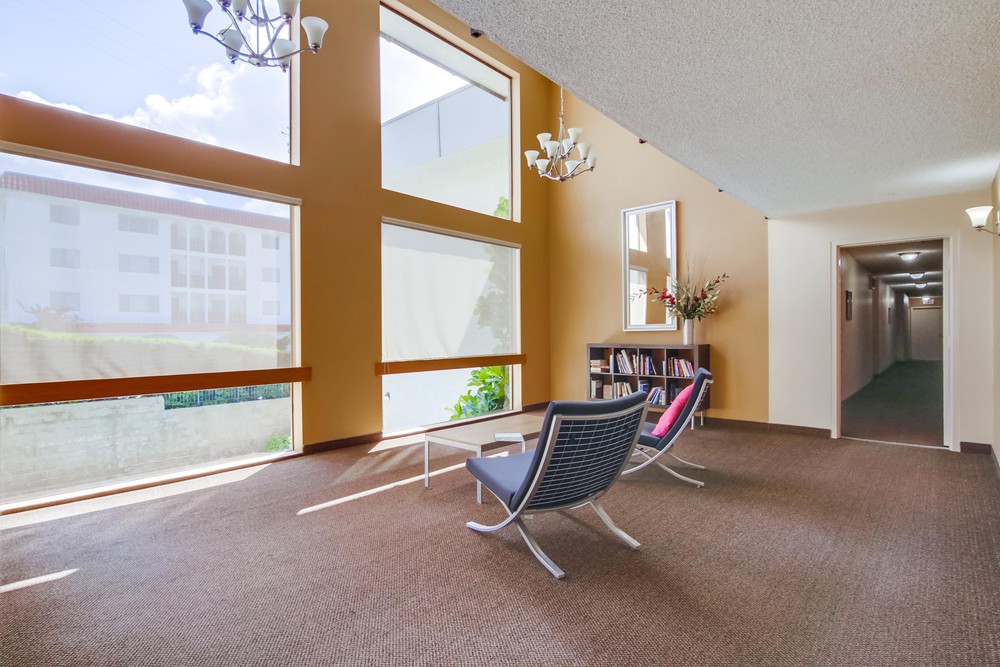 Virtual tour photo 6 of 34 for 3940 Dove St