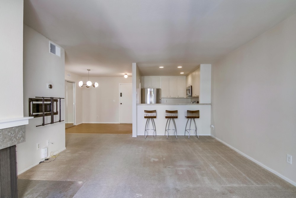 Virtual tour photo 18 of 34 for 3940 Dove St