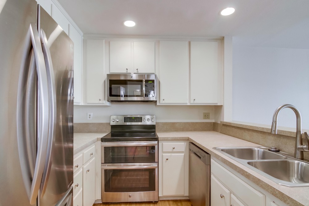Virtual tour photo 24 of 34 for 3940 Dove St