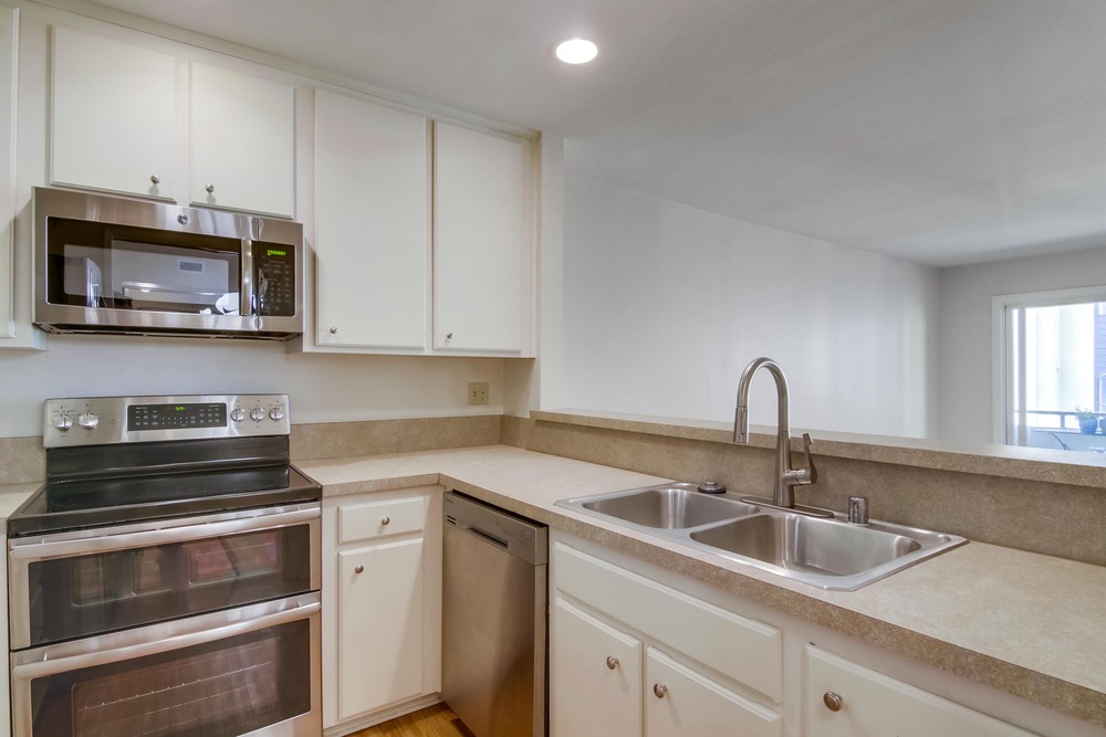Virtual tour photo 25 of 34 for 3940 Dove St