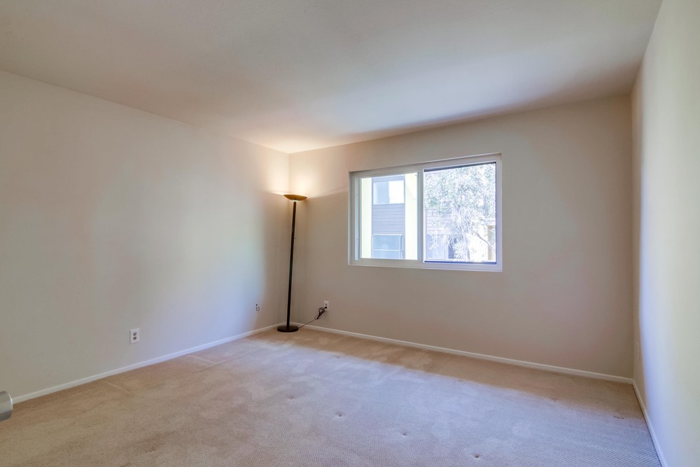 Virtual tour photo 28 of 34 for 3940 Dove St