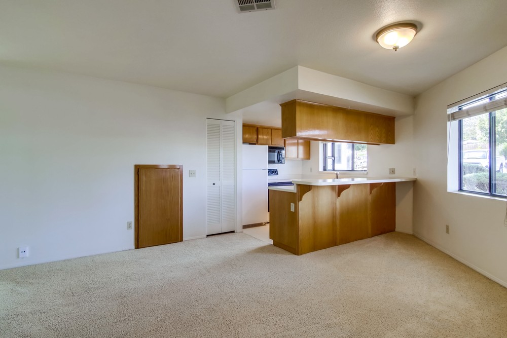 Virtual tour photo 12 of 36 for 3945 Wabaska Dr #4