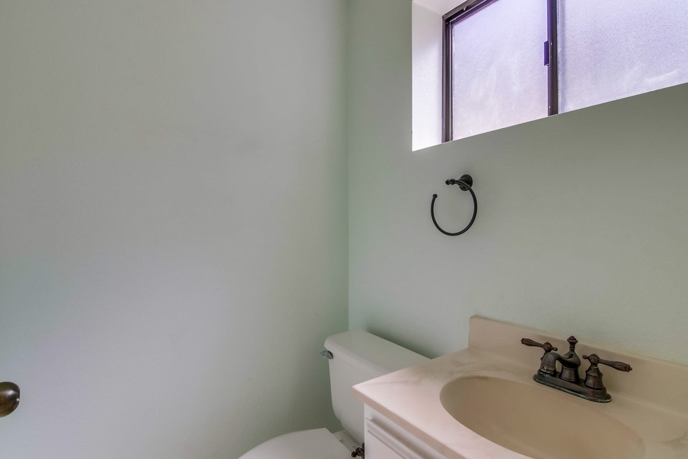 Virtual tour photo 20 of 36 for 3945 Wabaska Dr #4