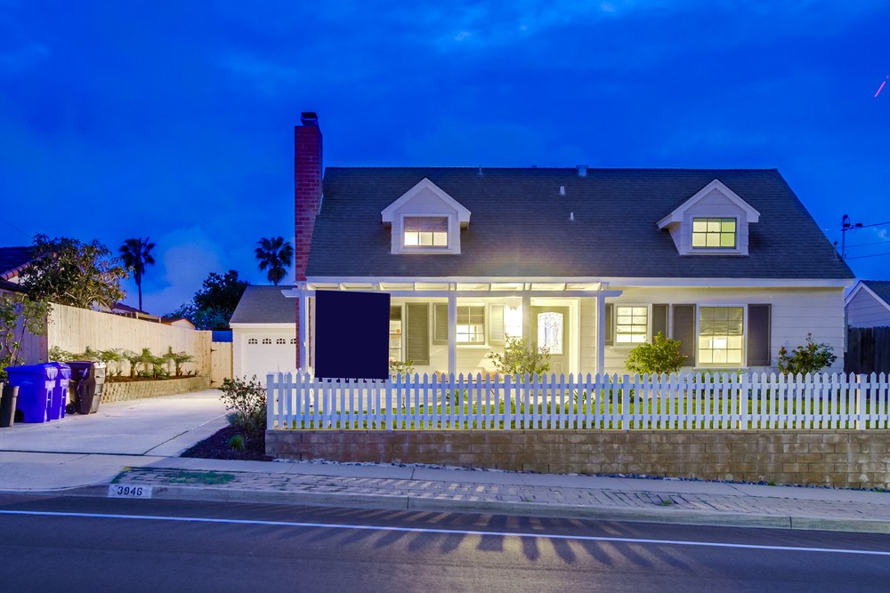 Virtual tour photo 1 of 67 for 3946 Auburndale St