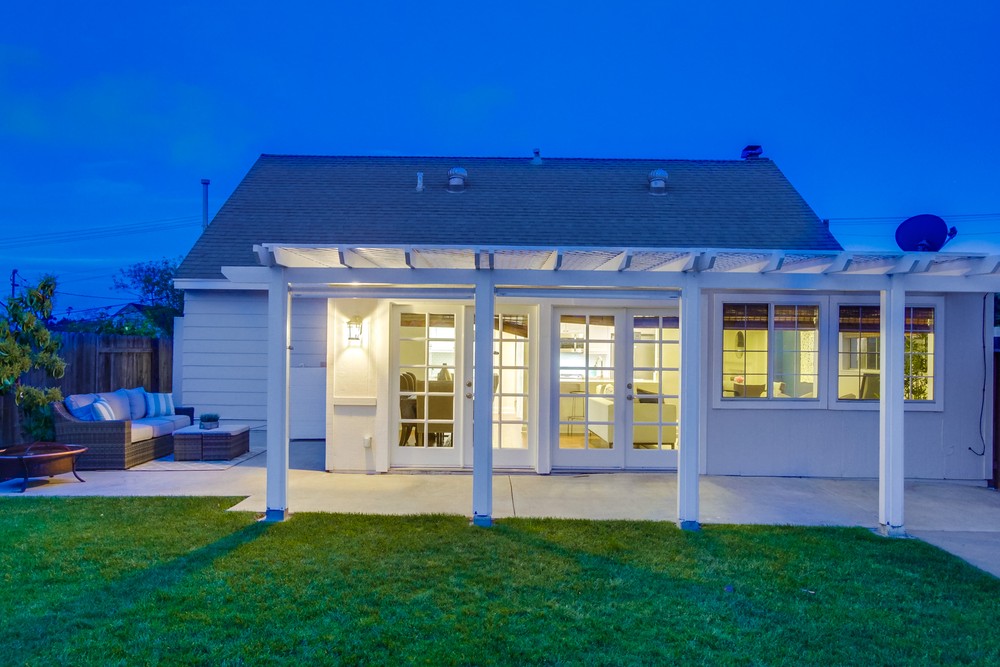Virtual tour photo 10 of 67 for 3946 Auburndale St