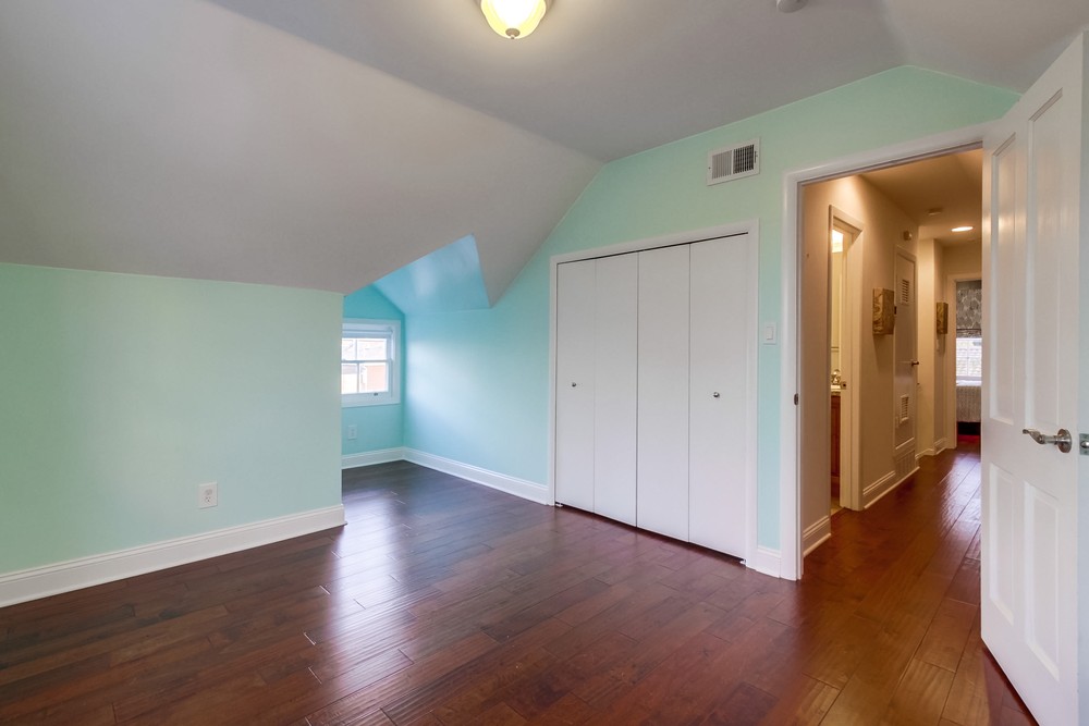 Virtual tour photo 49 of 67 for 3946 Auburndale St