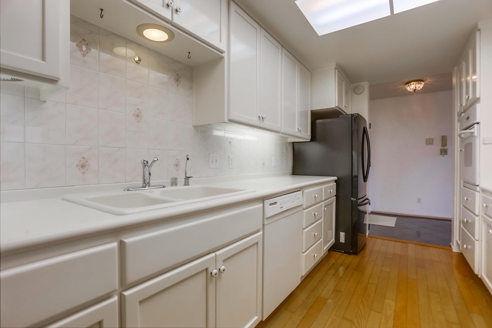Virtual tour photo 17 of 55 for 3950 Gresham St