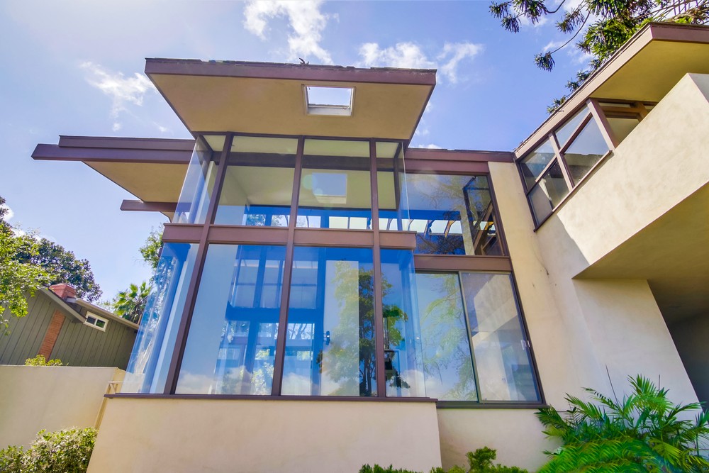 Virtual tour photo 4 of 63 for 3950 La Cresta San Diego CA 92107