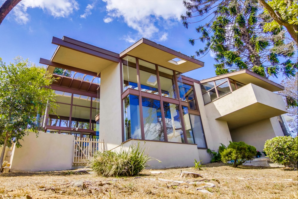 Virtual tour photo 9 of 63 for 3950 La Cresta San Diego CA 92107