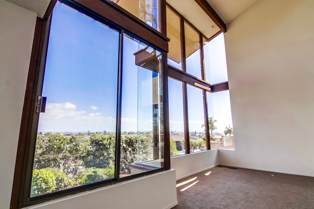 Virtual tour photo 15 of 63 for 3950 La Cresta San Diego CA 92107