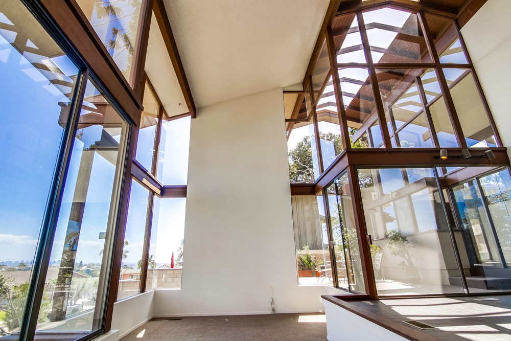 Virtual tour photo 17 of 63 for 3950 La Cresta San Diego CA 92107