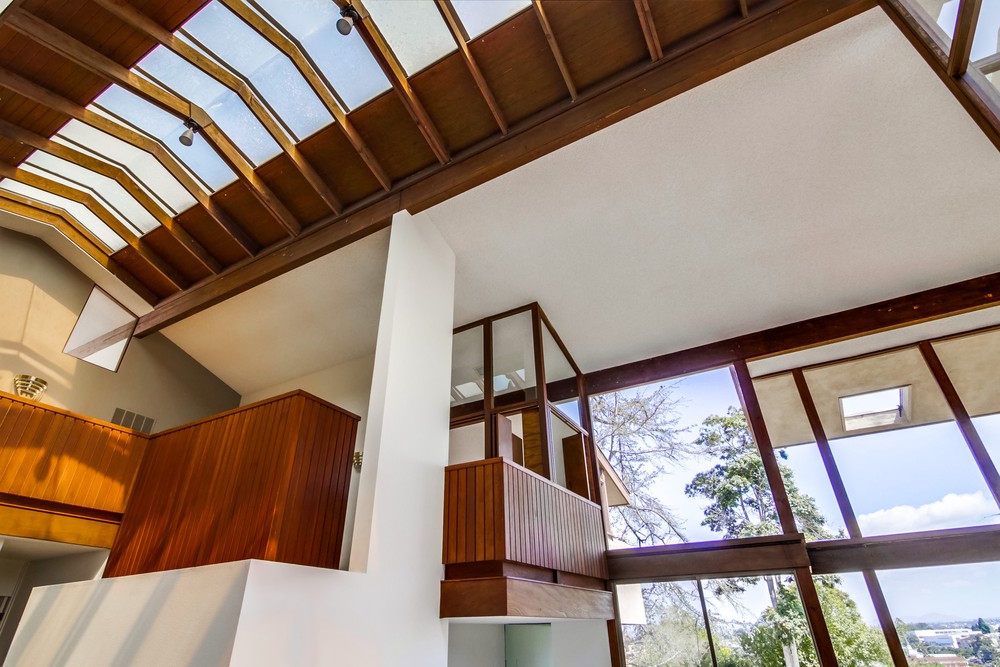 Virtual tour photo 31 of 63 for 3950 La Cresta San Diego CA 92107