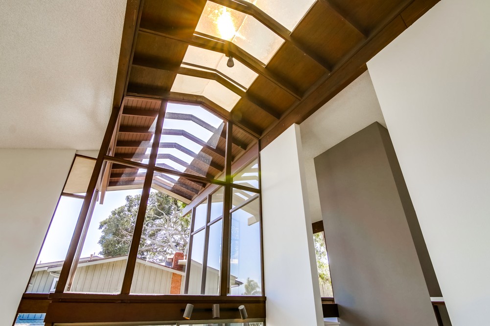 Virtual tour photo 39 of 63 for 3950 La Cresta San Diego CA 92107