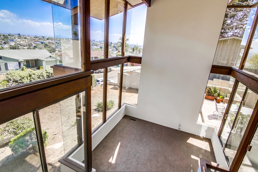 Virtual tour photo 44 of 63 for 3950 La Cresta San Diego CA 92107