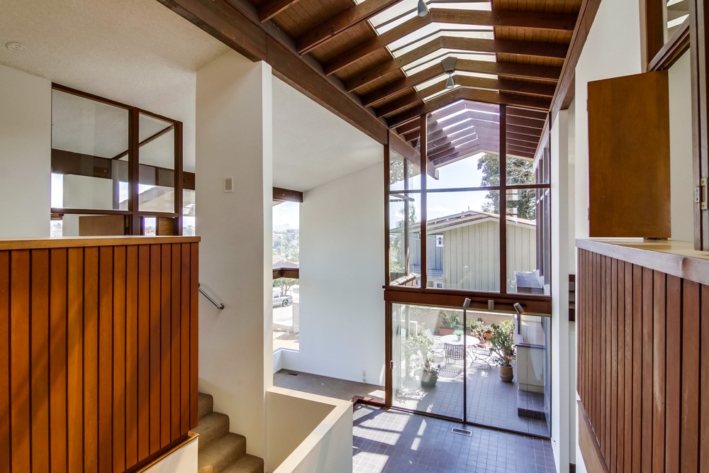 Virtual tour photo 54 of 63 for 3950 La Cresta San Diego CA 92107