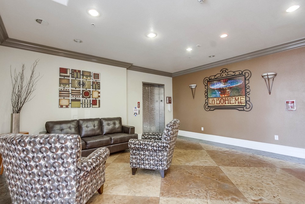 Virtual tour photo 6 of 44 for 3950 Ohio St UNIT 319