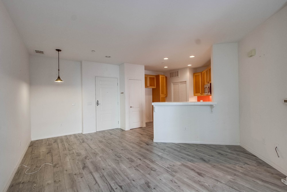 Virtual tour photo 12 of 44 for 3950 Ohio St UNIT 319
