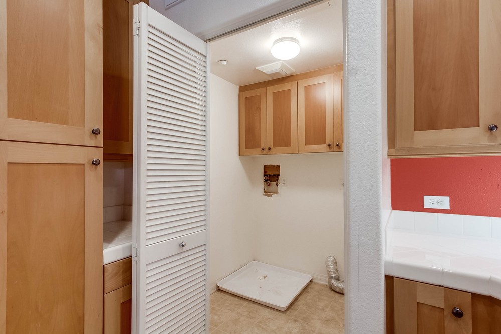 Virtual tour photo 23 of 44 for 3950 Ohio St UNIT 319