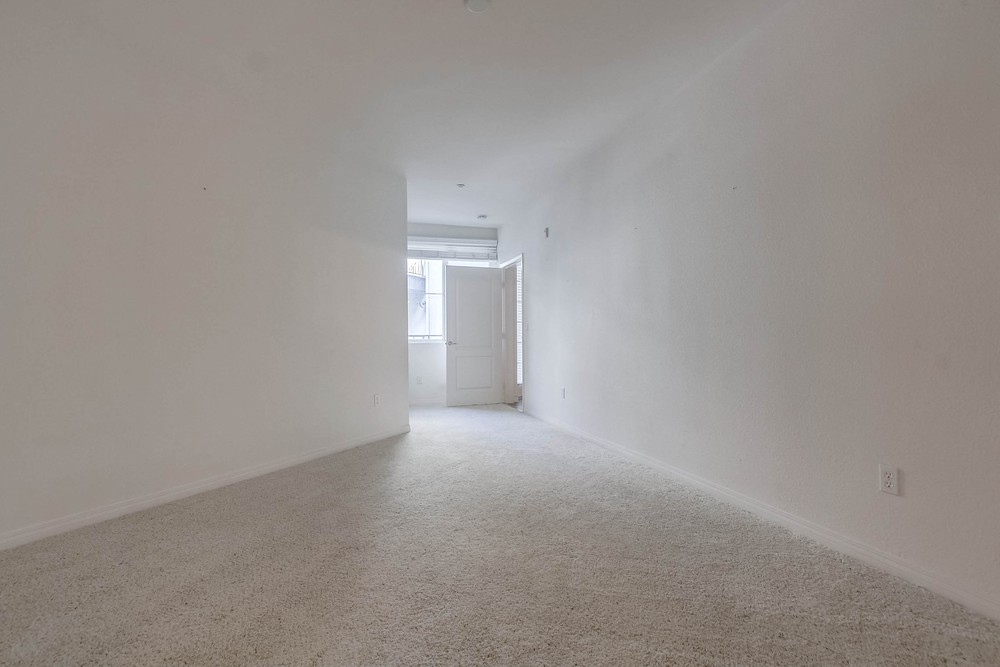 Virtual tour photo 28 of 44 for 3950 Ohio St UNIT 319