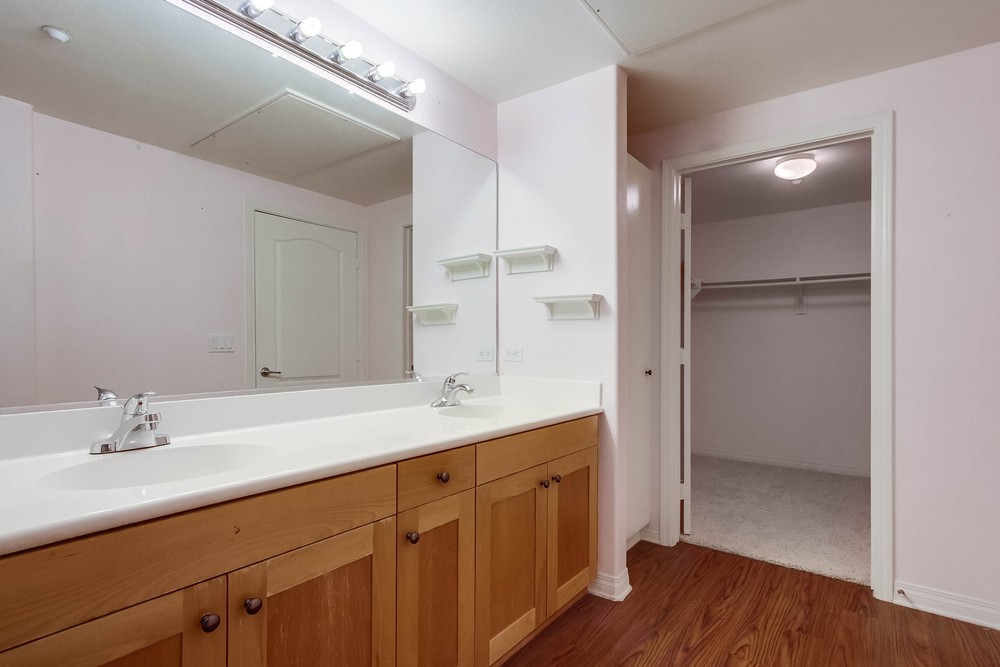 Virtual tour photo 31 of 44 for 3950 Ohio St UNIT 319