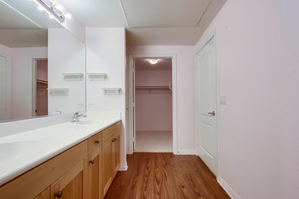 Virtual tour photo 32 of 44 for 3950 Ohio St UNIT 319