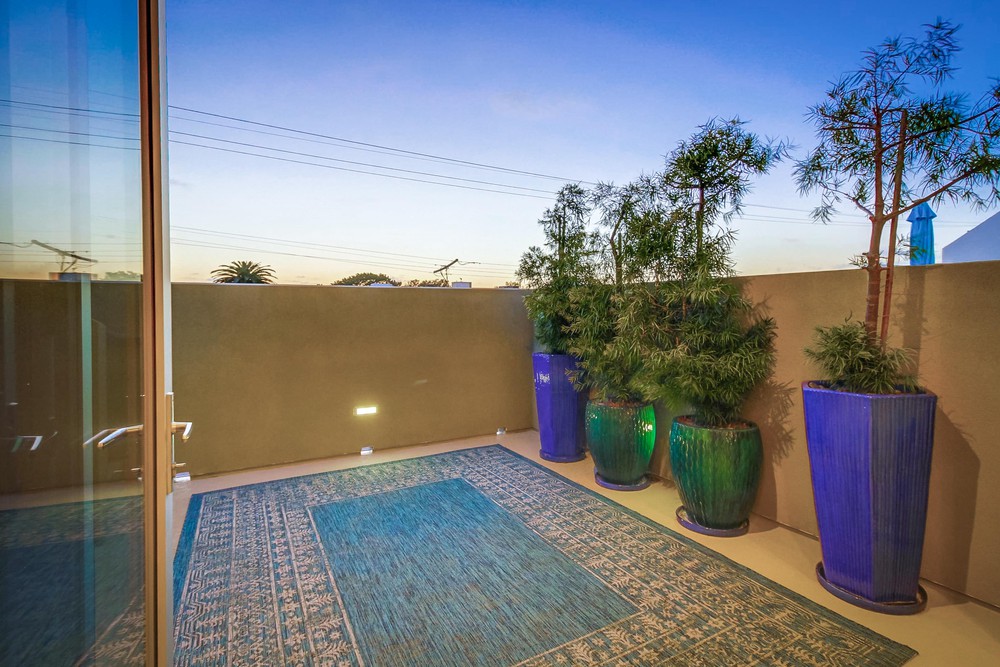 Virtual tour photo 58 of 141 for 3952 Haines St
