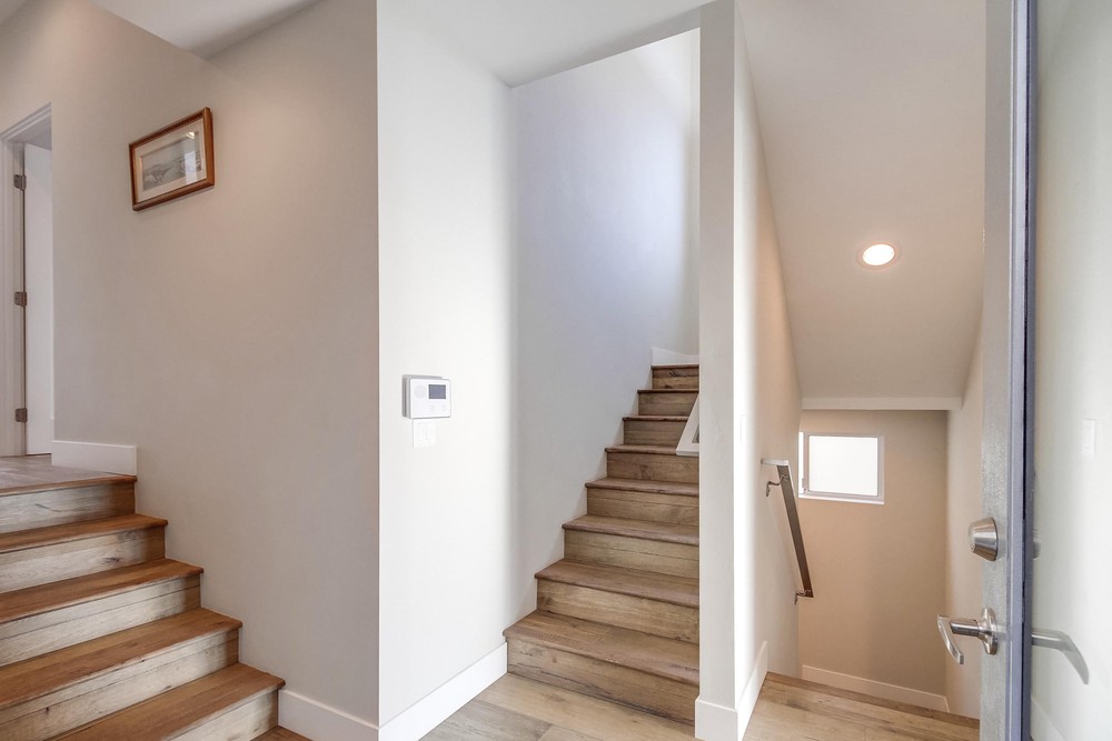 Virtual tour photo 68 of 141 for 3952 Haines St