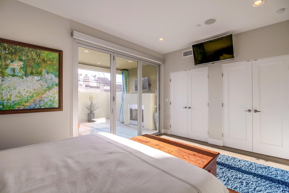 Virtual tour photo 72 of 141 for 3952 Haines St