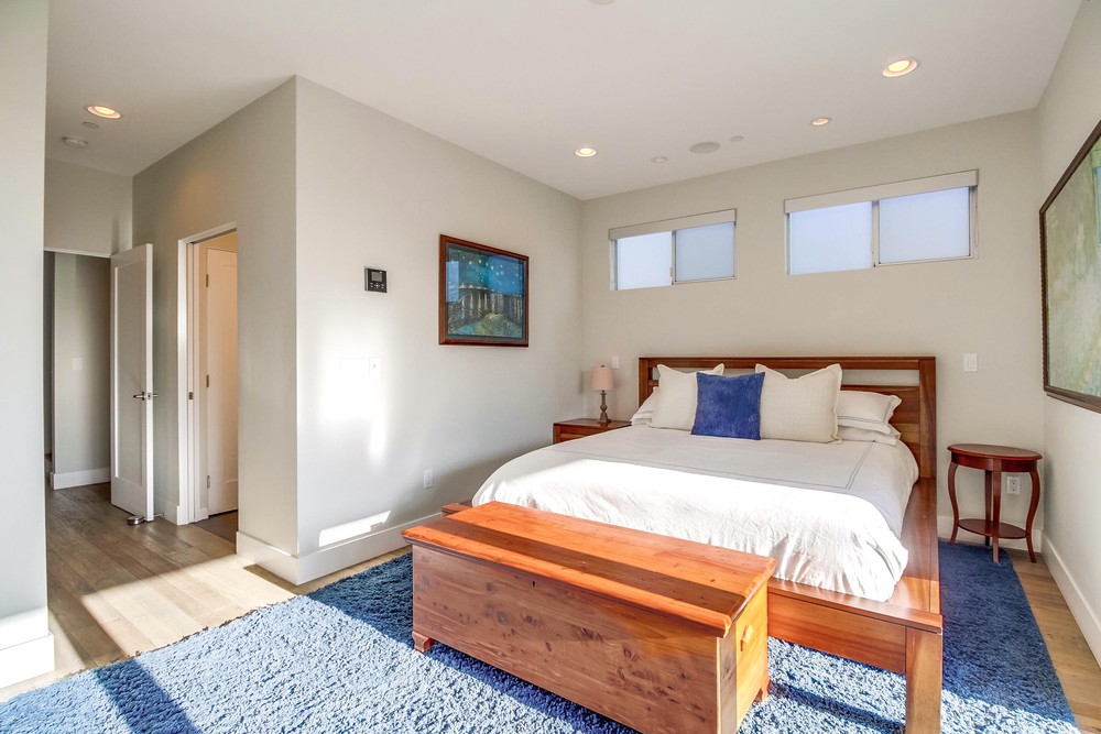 Virtual tour photo 74 of 141 for 3952 Haines St