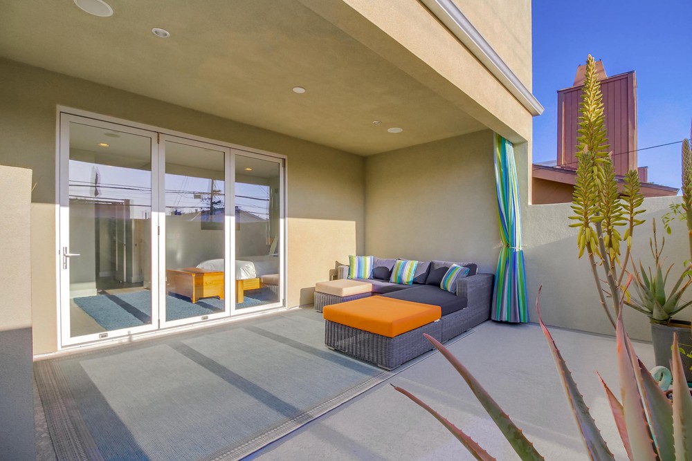 Virtual tour photo 84 of 141 for 3952 Haines St