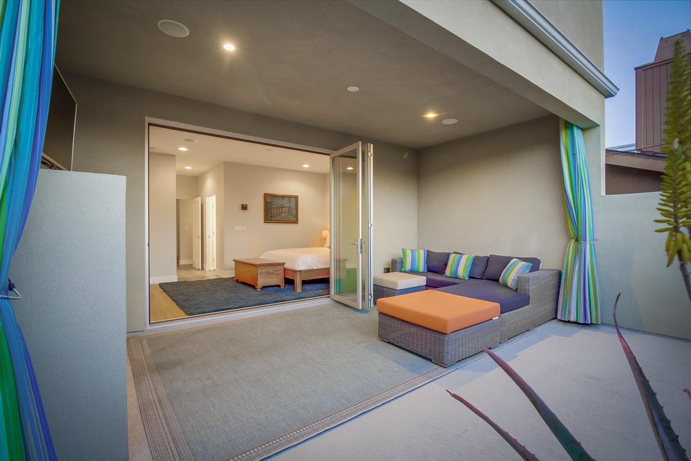 Virtual tour photo 86 of 141 for 3952 Haines St