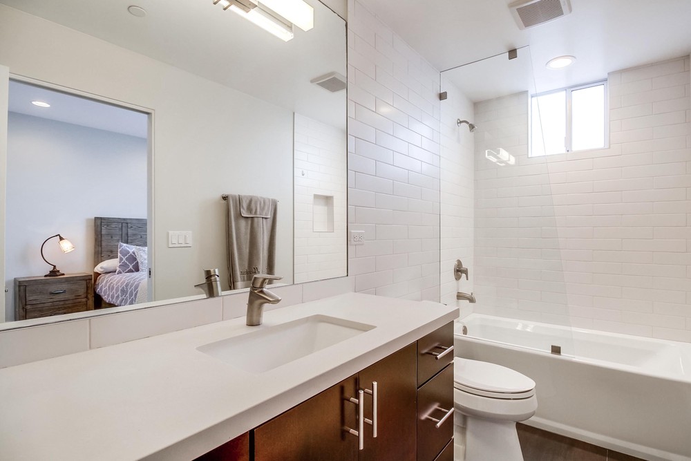 Virtual tour photo 95 of 141 for 3952 Haines St