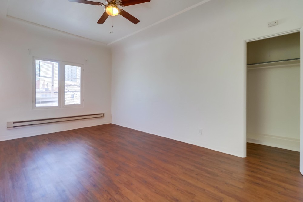 Virtual tour photo 16 of 23 for 3953 Centre St #22