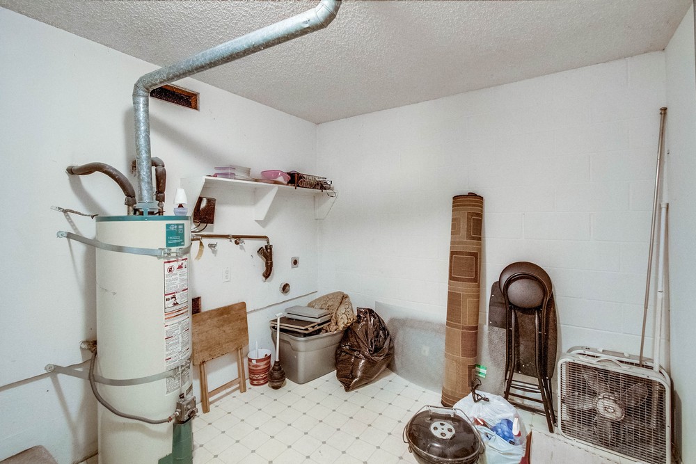 Virtual tour photo 27 of 41 for 3954 60th St