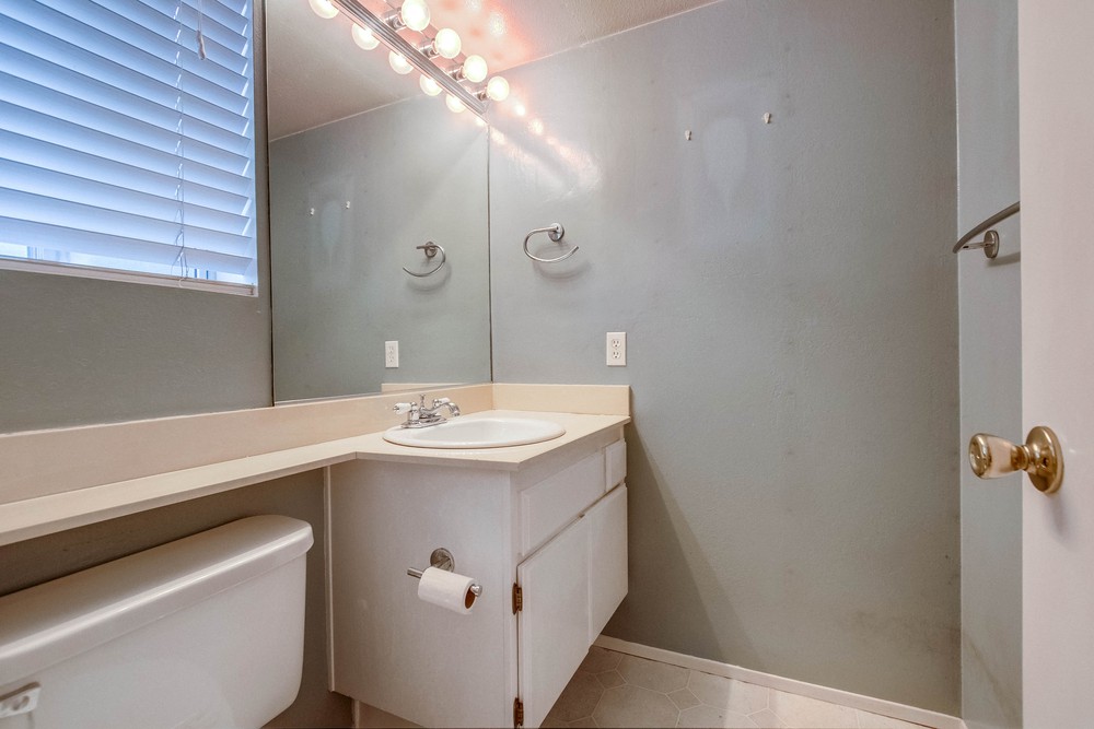 Virtual tour photo 29 of 41 for 3954 60th St