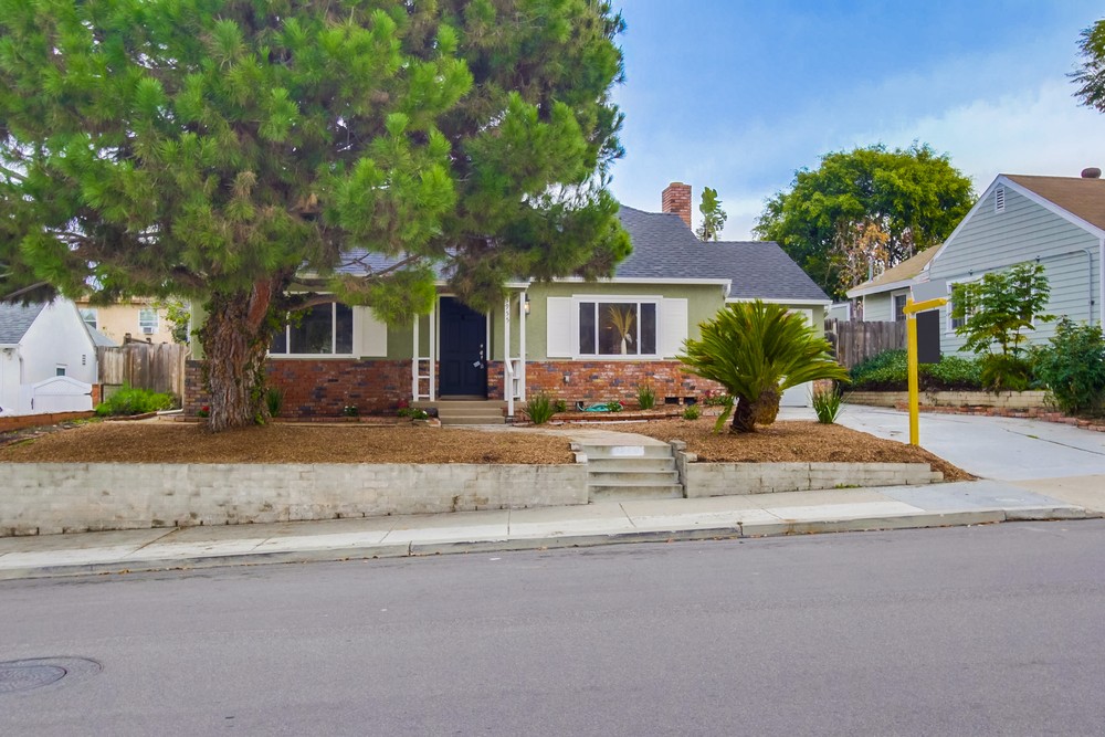 Virtual tour photo 3 of 47 for 3955 Aragon Dr
