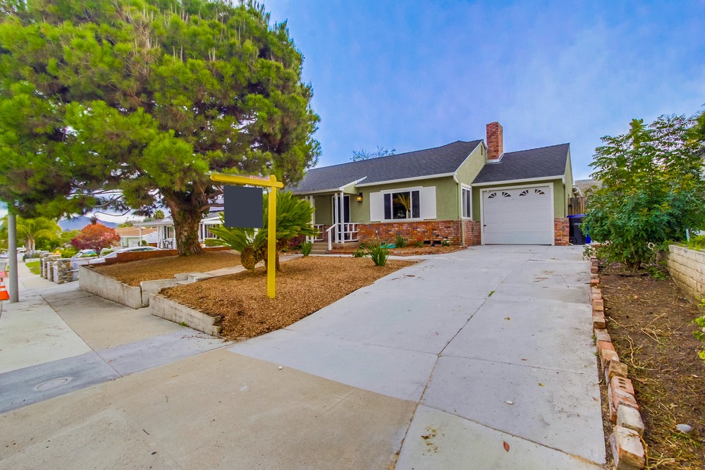 Virtual tour photo 5 of 47 for 3955 Aragon Dr